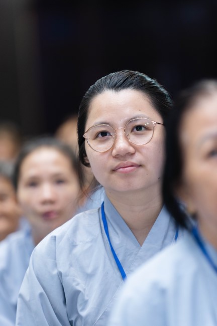 Dharma talk Five big questions of human life in the 102nd Seven-day Retreat