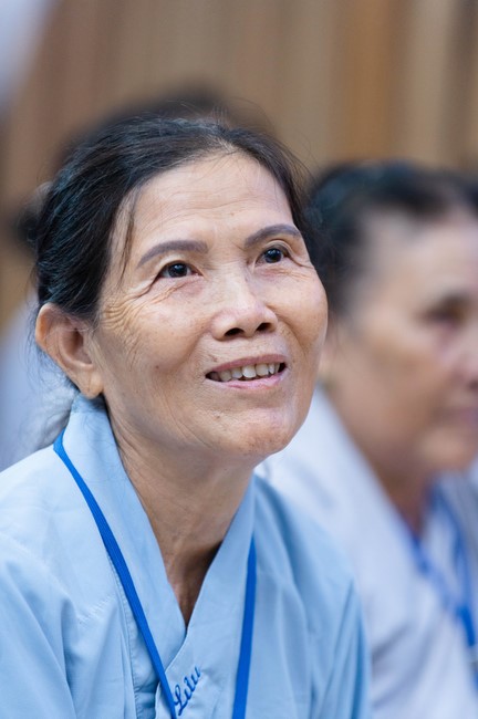 Dharma talk Five big questions of human life in the 102nd Seven-day Retreat