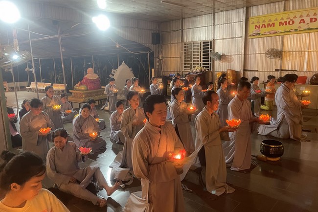 Commemorating the Birthday of Bodhisattva Avalokitesvara at Truong Phap pagoda, Hau Giang