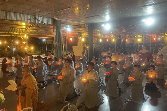Commemorating the Birthday of Bodhisattva Avalokitesvara at Truong Phap pagoda, Hau Giang