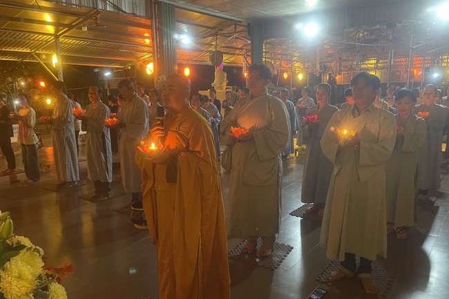 Commemorating the Birthday of Bodhisattva Avalokitesvara at Truong Phap pagoda, Hau Giang