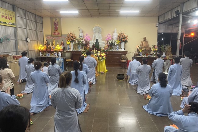 Commemorating the Birthday of Bodhisattva Avalokitesvara at Truong Phap pagoda, Hau Giang