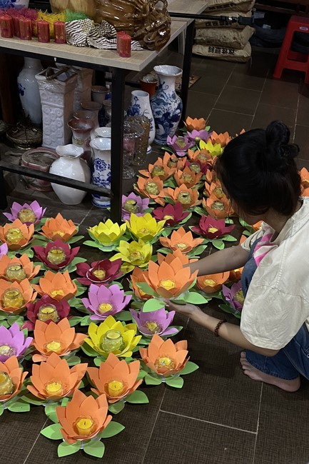 Commemorating the Birthday of Bodhisattva Avalokitesvara at Truong Phap pagoda, Hau Giang