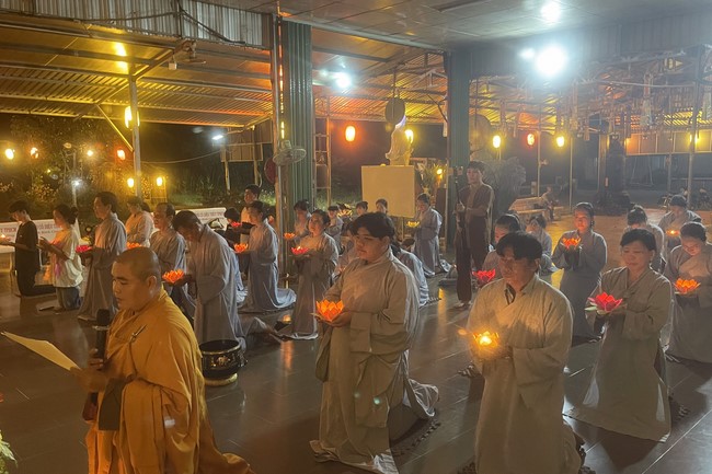 Commemorating the Birthday of Bodhisattva Avalokitesvara at Truong Phap pagoda, Hau Giang
