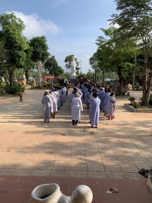 One-Day Peaceful Retreat at Suoi Phap Pagoda, Tay Ninh