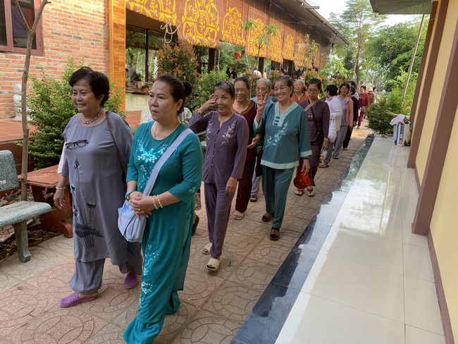 One-Day Peaceful Retreat at Suoi Phap Pagoda, Tay Ninh