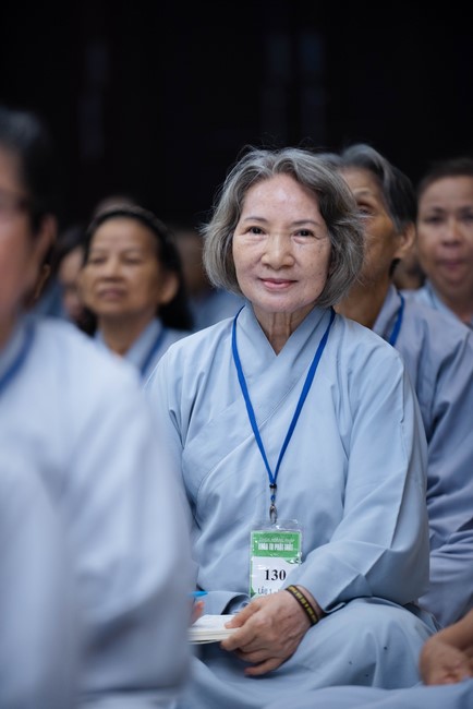 Dharma talk Protecting yourself in the 102nd Seven-day Retreat