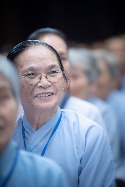 Dharma talk Protecting yourself in the 102nd Seven-day Retreat