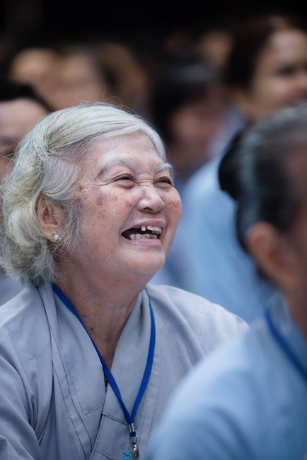 Dharma talk Protecting yourself in the 102nd Seven-day Retreat