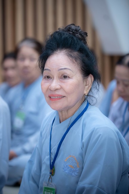 Dharma talk Protecting yourself in the 102nd Seven-day Retreat