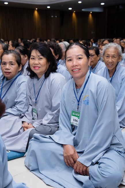 Dharma talk Protecting yourself in the 102nd Seven-day Retreat