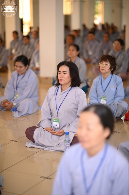 Dharma talk Protecting yourself in the 102nd Seven-day Retreat