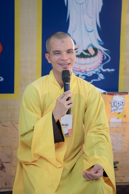 Dharma talk Protecting yourself in the 102nd Seven-day Retreat