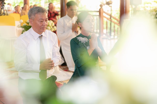 Wedding Ceremony at the pagoda