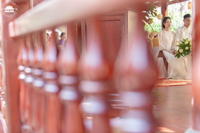 Wedding Ceremony at the pagoda