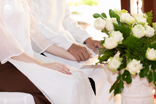 Wedding Ceremony at the pagoda