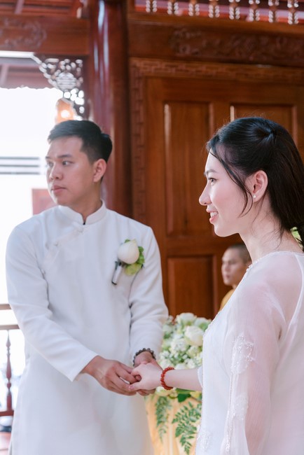 Wedding Ceremony at the pagoda