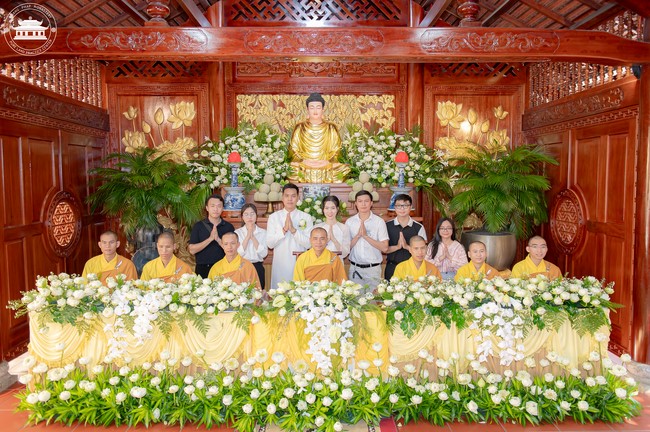 Wedding Ceremony at the pagoda
