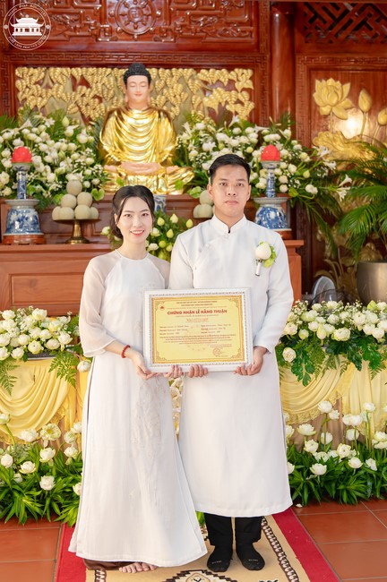 Wedding Ceremony at the pagoda