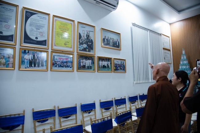 Chương trình trao tặng “Giọt nước nghĩa tình” đến người dân huyện Bình Đại, Bến Tre