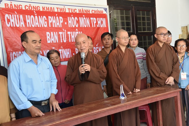 Chương trình trao tặng “Giọt nước nghĩa tình” đến người dân huyện Bình Đại, Bến Tre