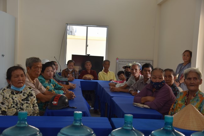 Chương trình trao tặng “Giọt nước nghĩa tình” đến người dân huyện Bình Đại, Bến Tre