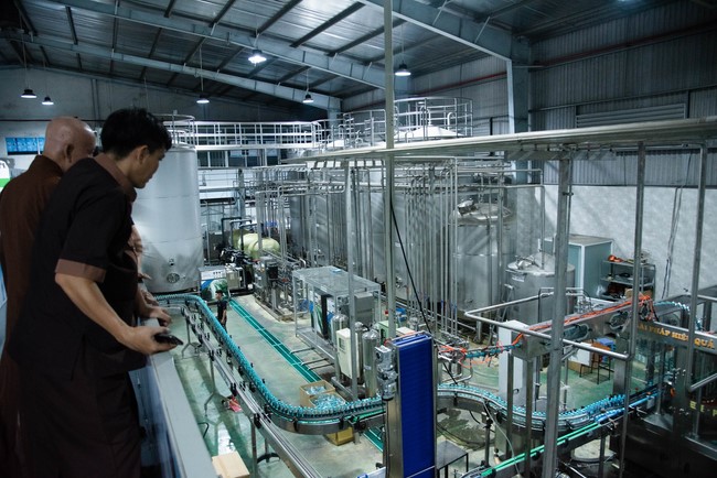 Chương trình trao tặng “Giọt nước nghĩa tình” đến người dân huyện Bình Đại, Bến Tre