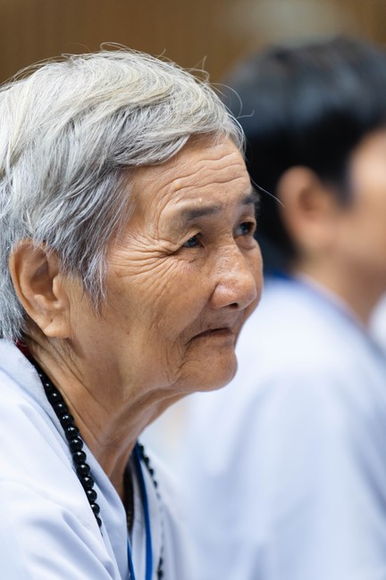 Dharma talk Cultivating the body or the mind? in the 102nd Seven-day Retreat