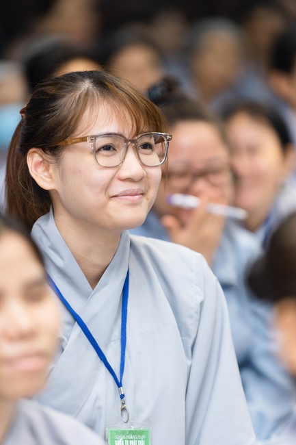 Dharma talk Cultivating the body or the mind? in the 102nd Seven-day Retreat