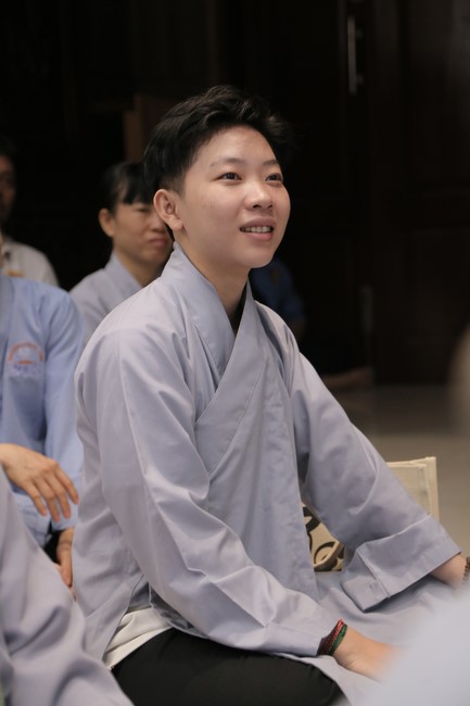 Dharma talk Cultivating the body or the mind? in the 102nd Seven-day Retreat