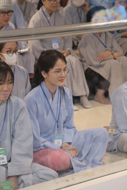 Dharma talk Cultivating the body or the mind? in the 102nd Seven-day Retreat