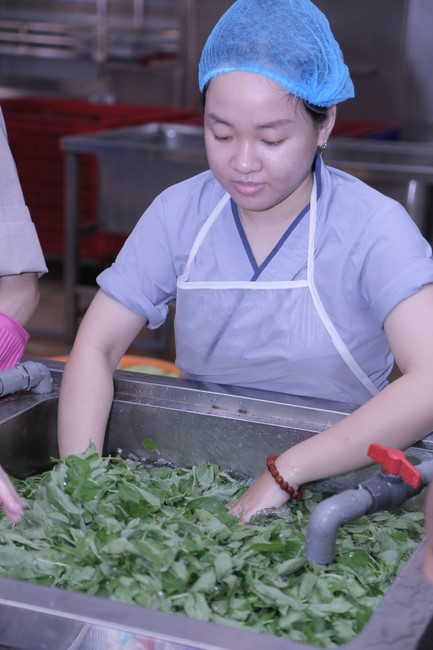 Dharma talk The lineage of Vietnamese Pure-Land Sect in the 102nd Seven-Day Retreat