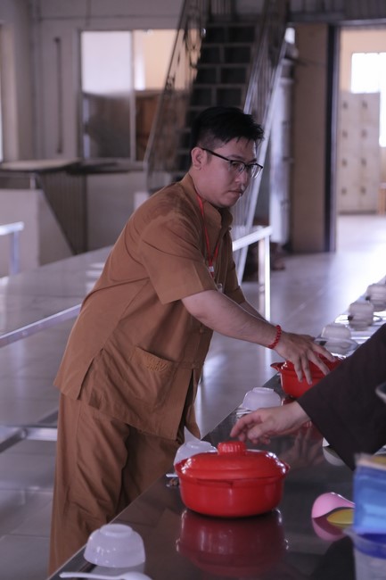 Dharma talk The lineage of Vietnamese Pure-Land Sect in the 102nd Seven-Day Retreat