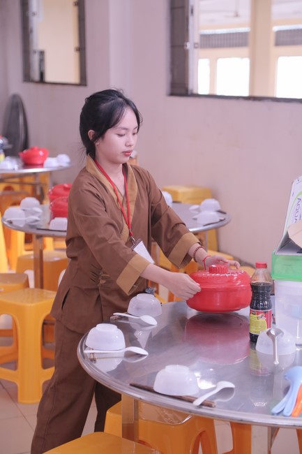 Dharma talk The lineage of Vietnamese Pure-Land Sect in the 102nd Seven-Day Retreat