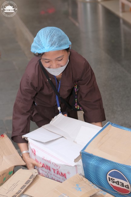 Dharma talk The lineage of Vietnamese Pure-Land Sect in the 102nd Seven-Day Retreat