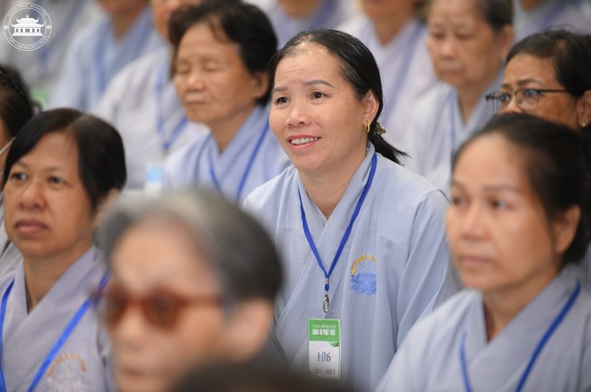 Dharma talk The lineage of Vietnamese Pure-Land Sect in the 102nd Seven-Day Retreat