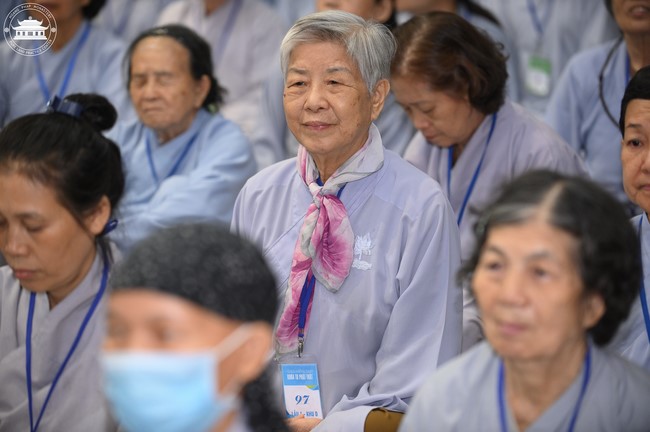 Dharma talk The lineage of Vietnamese Pure-Land Sect in the 102nd Seven-Day Retreat