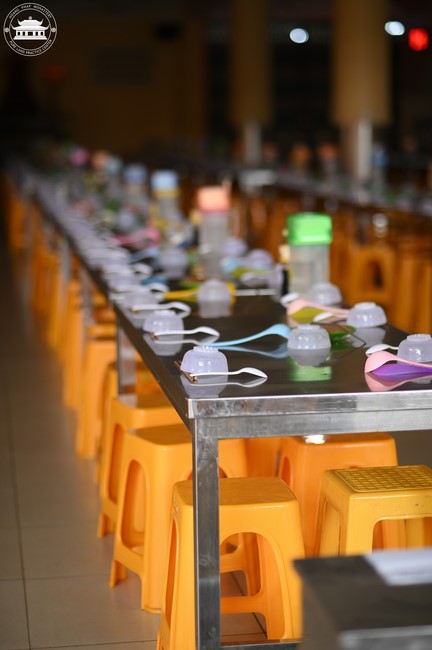 Dharma talk The lineage of Vietnamese Pure-Land Sect in the 102nd Seven-Day Retreat