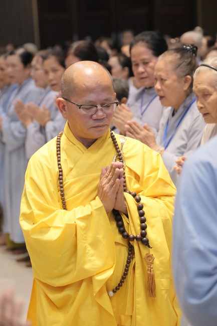 Dharma talk The lineage of Vietnamese Pure-Land Sect in the 102nd Seven-Day Retreat