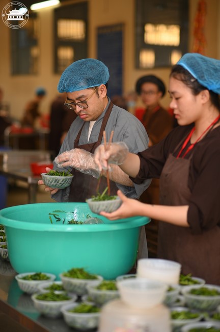 Dharma talk The lineage of Vietnamese Pure-Land Sect in the 102nd Seven-Day Retreat