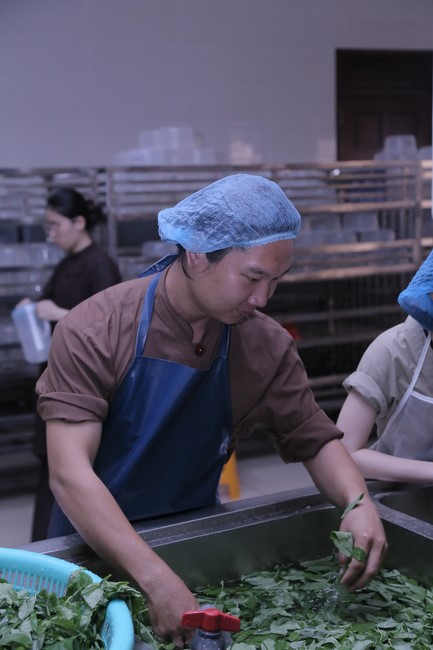 Dharma talk The lineage of Vietnamese Pure-Land Sect in the 102nd Seven-Day Retreat