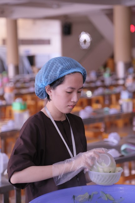 Dharma talk Practice transforming sufferings in the 102nd Seven-day Retreat