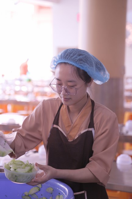 Dharma talk Practice transforming sufferings in the 102nd Seven-day Retreat