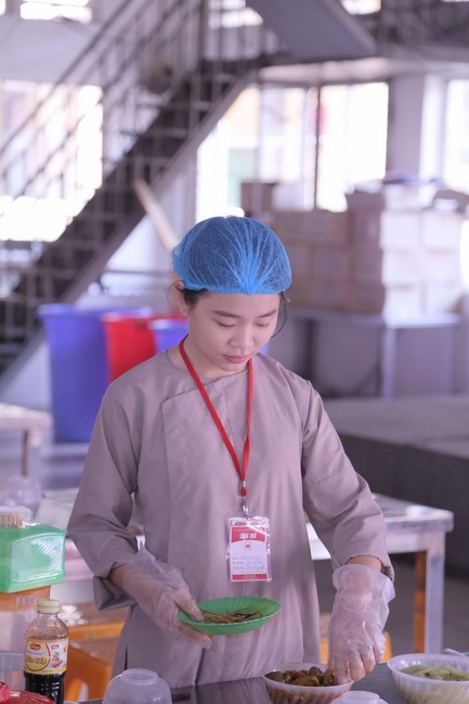 Dharma talk Practice transforming sufferings in the 102nd Seven-day Retreat