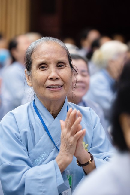 Dharma talk Practice transforming sufferings in the 102nd Seven-day Retreat