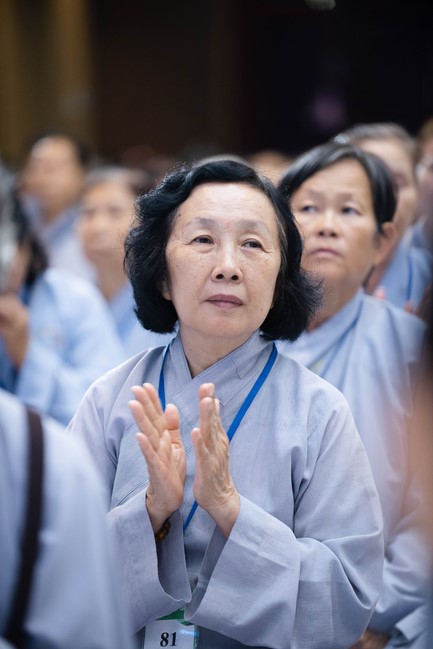 Dharma talk Practice transforming sufferings in the 102nd Seven-day Retreat