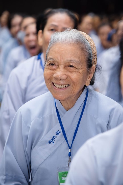 Dharma talk Practice transforming sufferings in the 102nd Seven-day Retreat