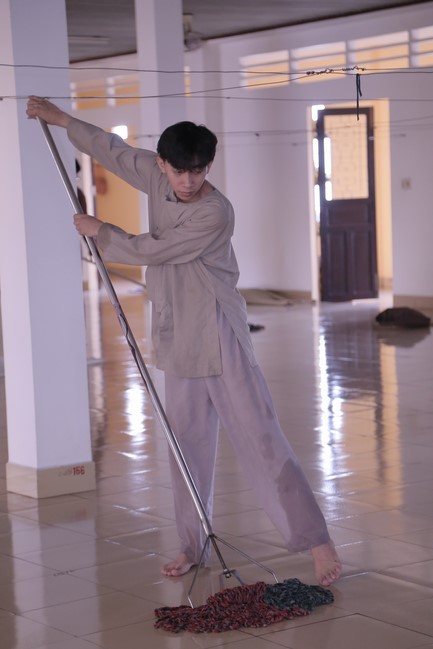 Dharma talk Practice transforming sufferings in the 102nd Seven-day Retreat