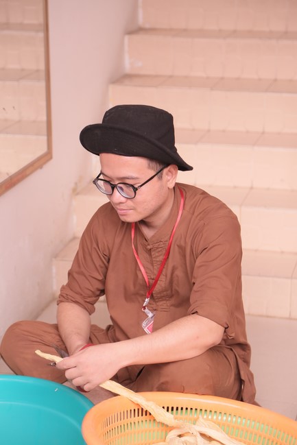 Dharma talk Practice transforming sufferings in the 102nd Seven-day Retreat