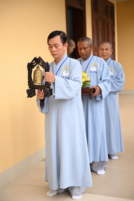 Dharma talk Buddha's name reciting being the way back to the tranquility in the 102nd Seven-Day Retreat
